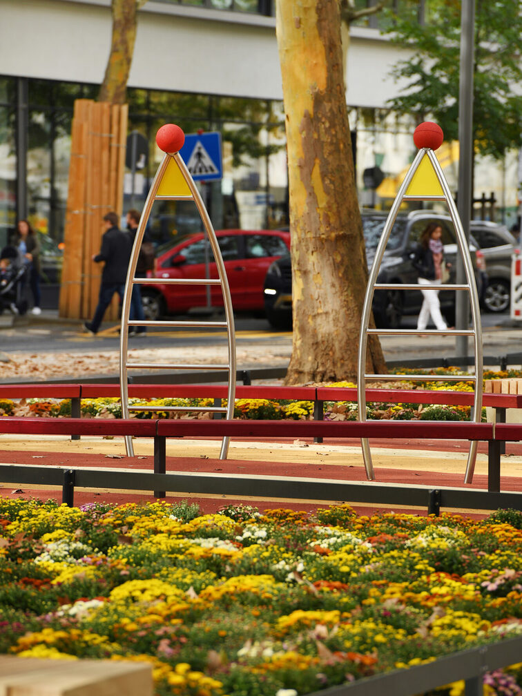 Острівна площа Große Langgase 2018