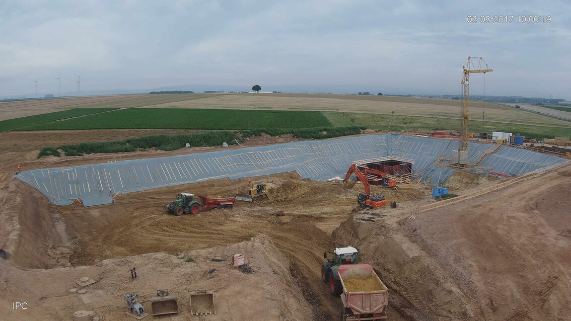 Chantier du nouveau bassin de rétention des eaux pluviales d'Ebersheim Août 2017