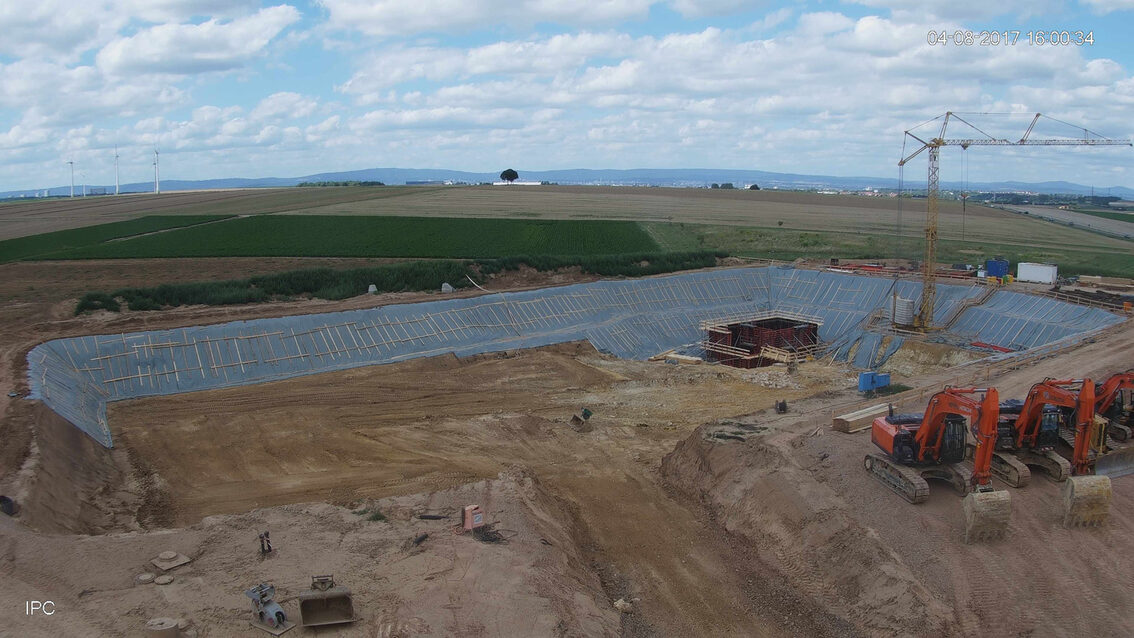 Chantier du nouveau bassin de rétention des eaux pluviales d'Ebersheim Août 2017