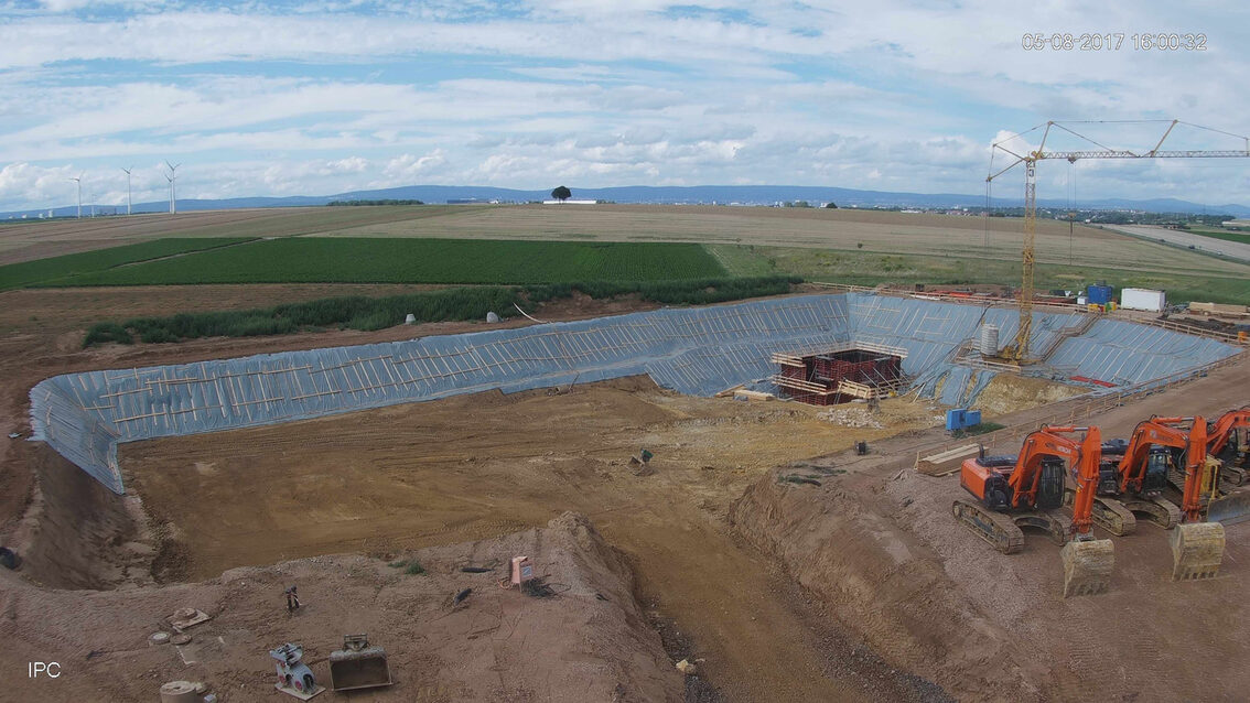 Chantier du nouveau bassin de rétention des eaux pluviales d'Ebersheim Août 2017