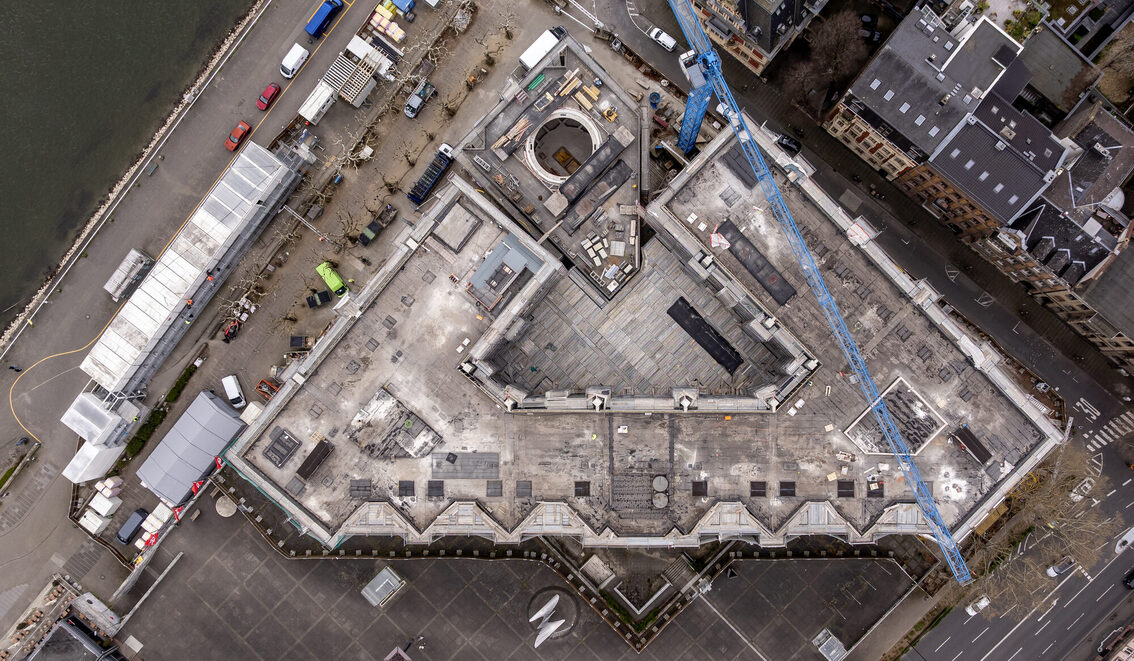 Yukarıdan belediye binası inşaat alanı