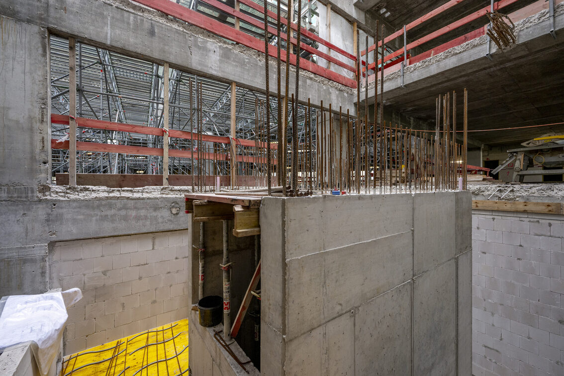 Belediye binasının iç donanımı