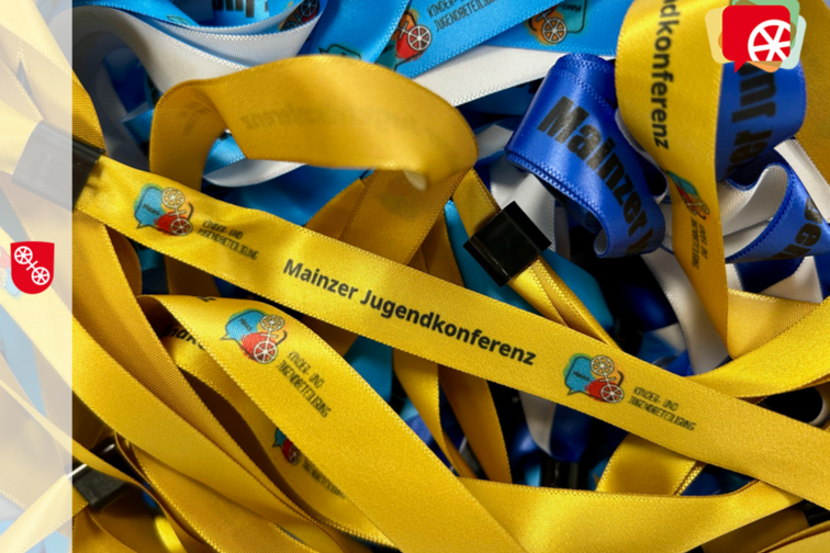 Фото вхідних стрічок минулих молодіжних конференцій