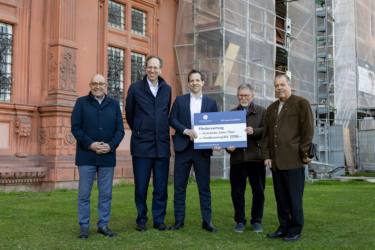 Томас Каут, Людвіг Холле, Ніно Хаазе, Роберт Зоммер і Петер Кравіц (зліва направо)