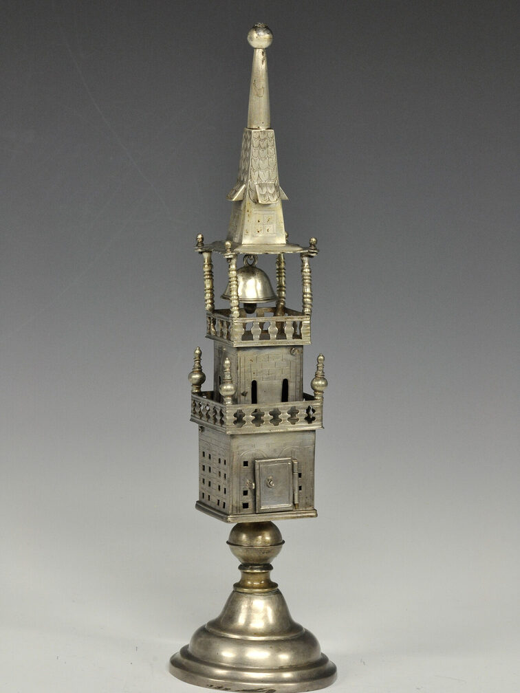 Gewürzbehälter, in dem duftende Gewürze aufbewahrt werden.