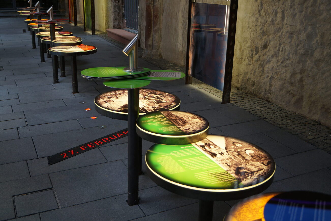 Mémorial de St-Christophe, panneaux d'information