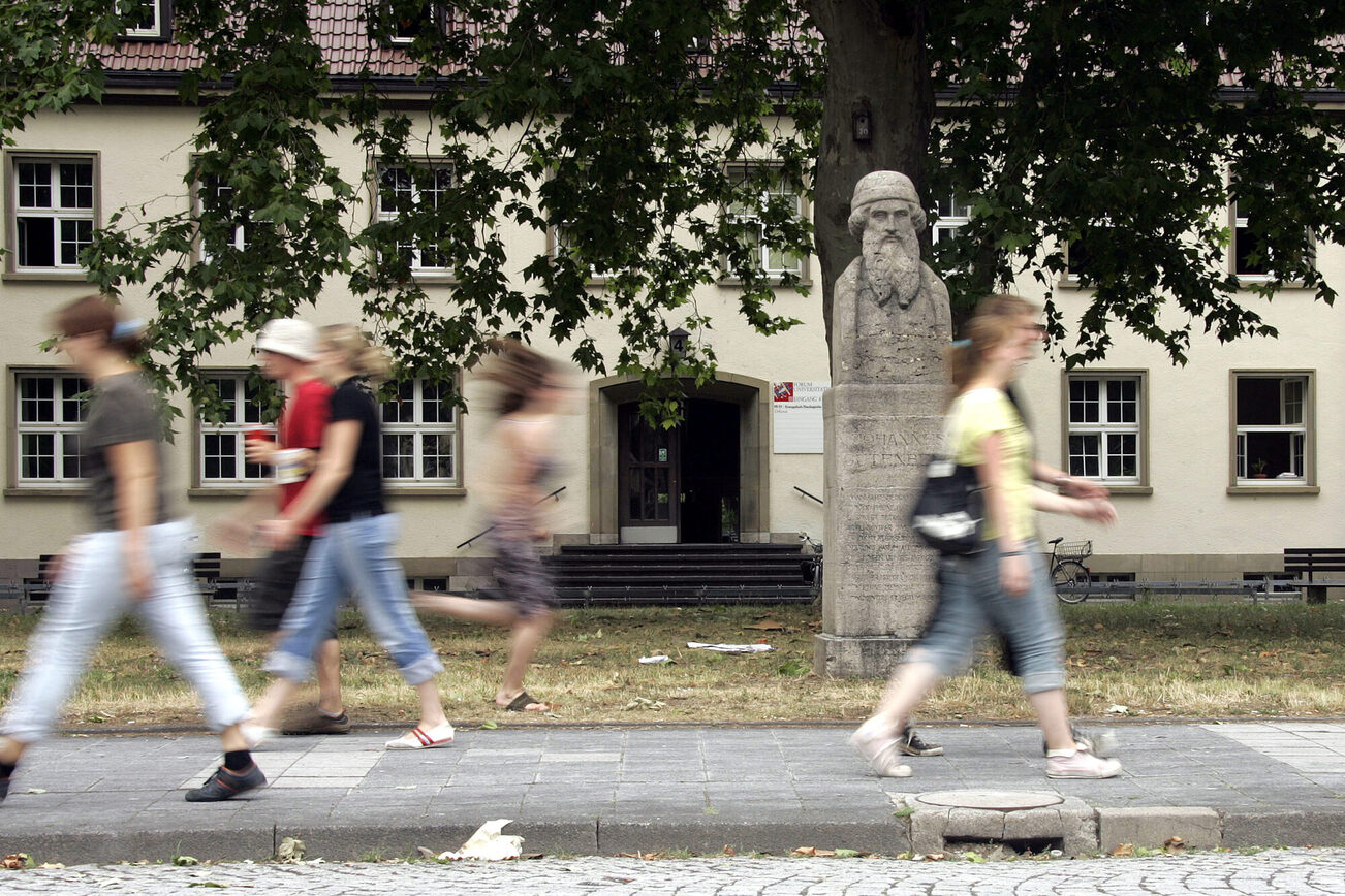 Bust of Johannes Gutenberg on the Mainz campus