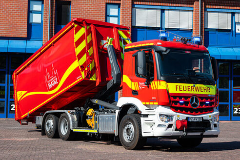 Foto des WLF1 der Feuerwehr Mainz