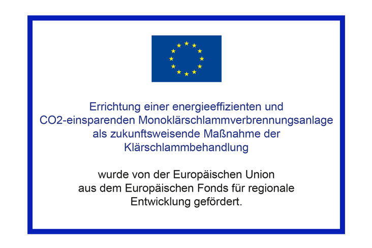 Das Schild, das auf die Fördergelder der EU-hinweist.