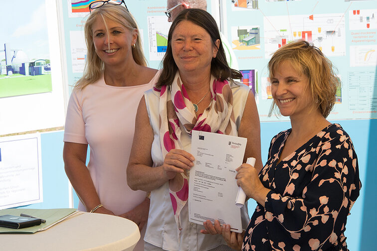 Strahlendes Trio: Jeanette Wetterling, Ulrike Höfken und Katrin Eder.